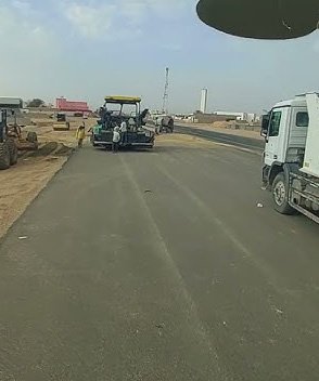 سفلتة وأرصفة وإنارة بالخوبة